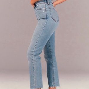 Abercrombie & Fitch Ultra High Rise Kick Flare Jeans 29 / 8 regular